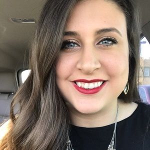 Meet your Posher, Alysa